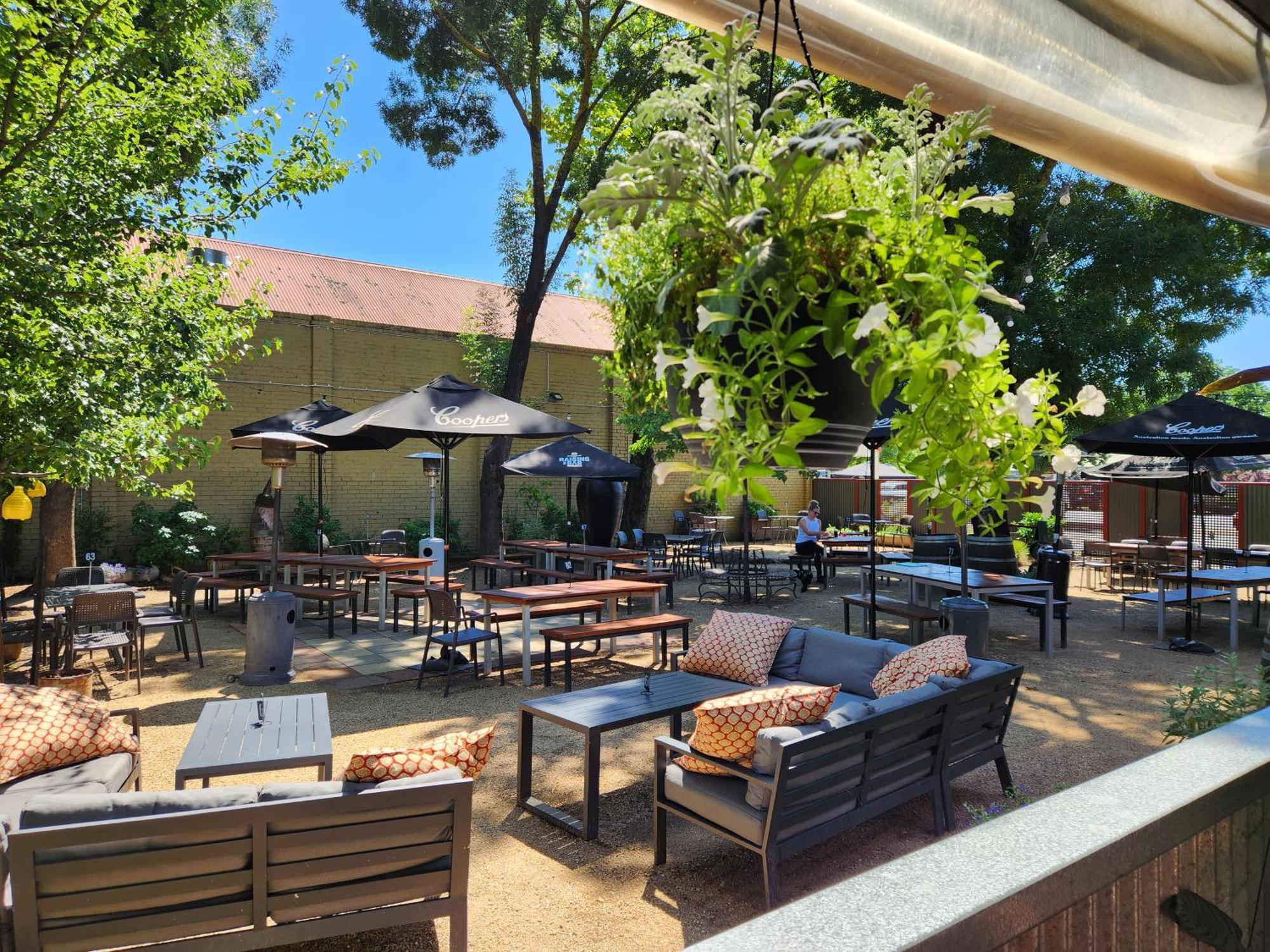Delatite Hotel Mansfield Εξωτερικό φωτογραφία