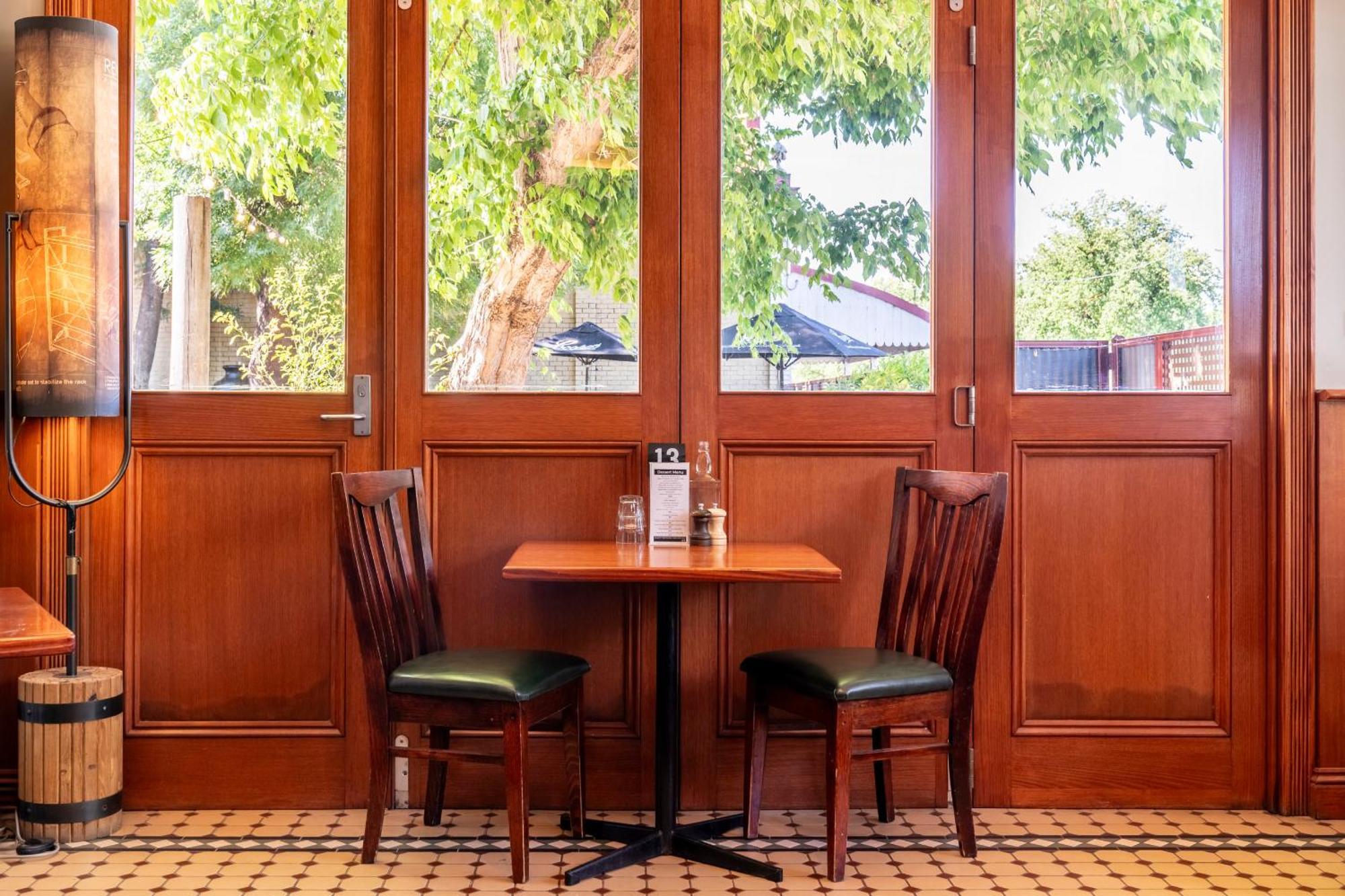 Delatite Hotel Mansfield Εξωτερικό φωτογραφία